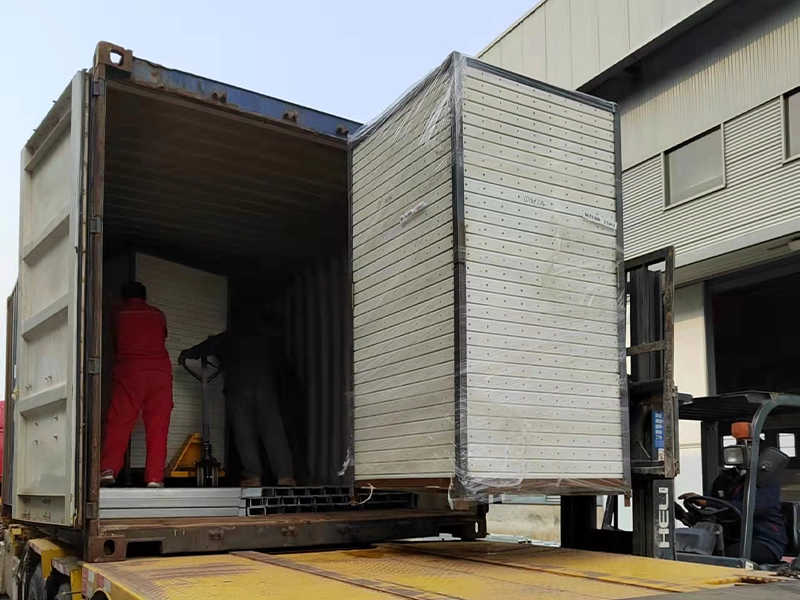 Water tank packaging and transportation 6