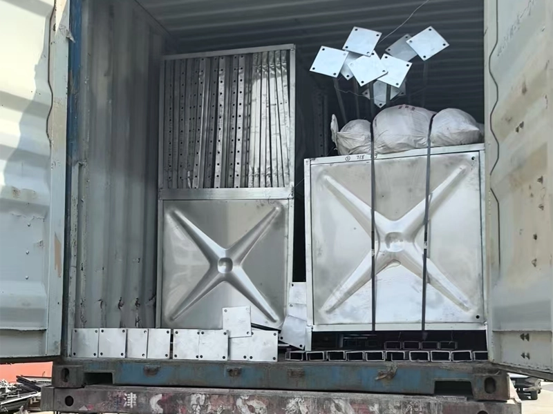 Water tank packaging and transportation 7