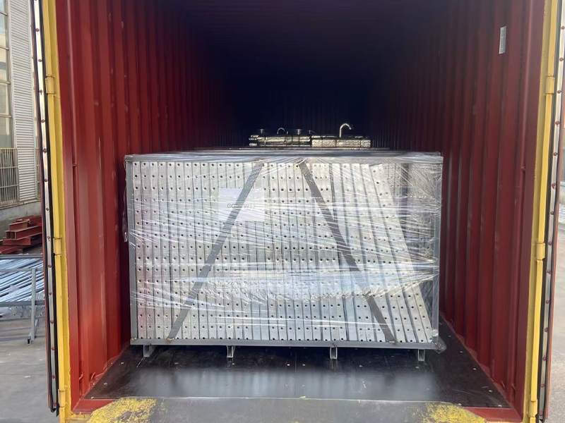 Water tank transport loading